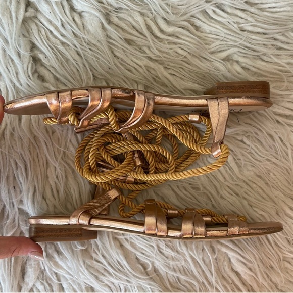 Anthropologie BILLY ELLA Lucerna Metallic Gold Leather Gladiator Tie Sandals 8 - Picture 6 of 12